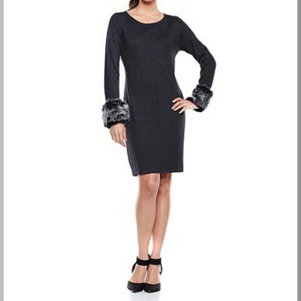 🌸HP🌸 Carmen Marc Valvo